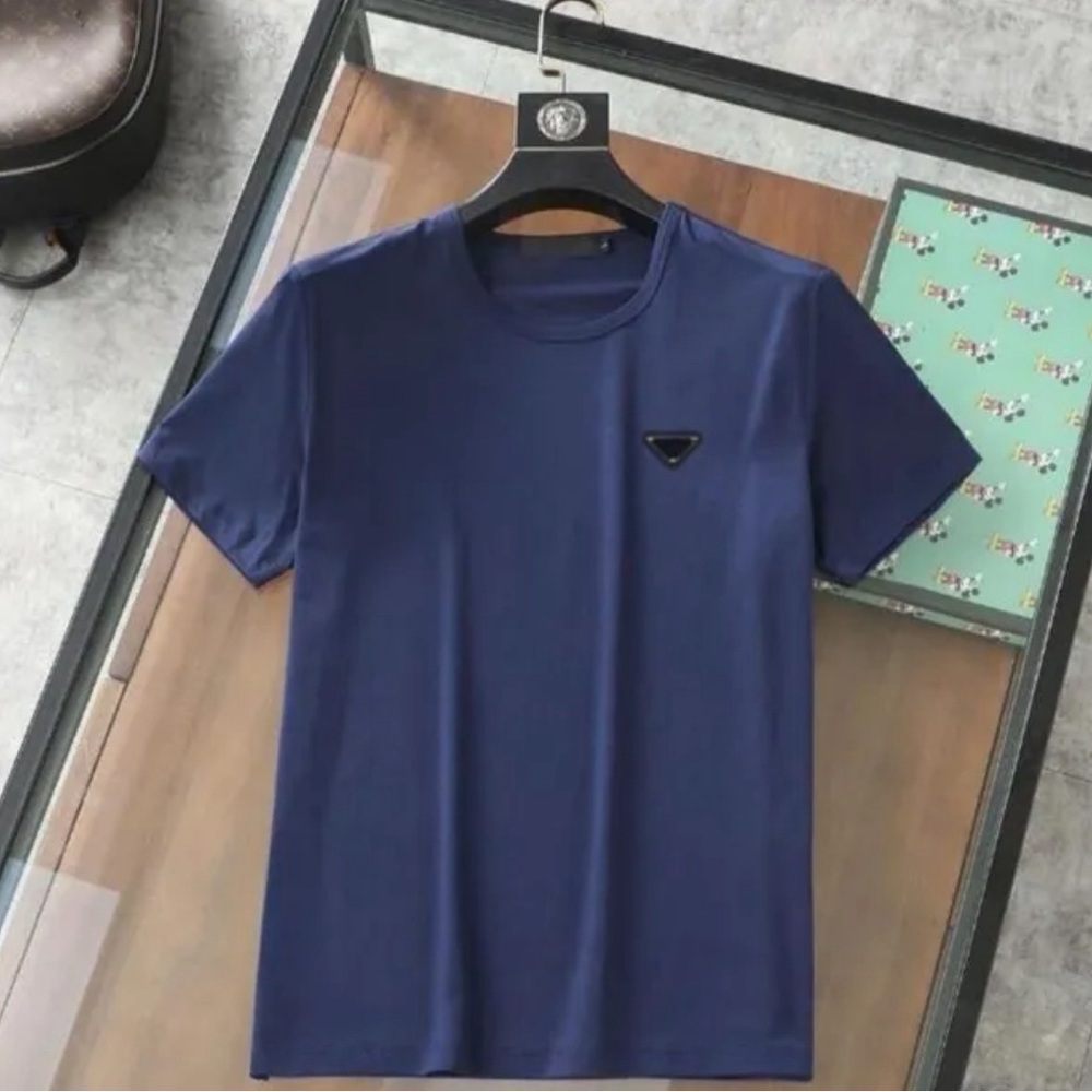 Designer inspired men’s XL new